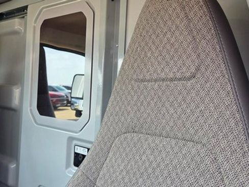 New 2025 Chevrolet Express 3500 w/ Power Convenience Package image 8