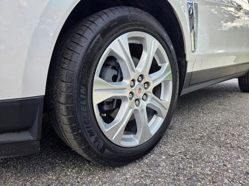 Used 2015 Cadillac SRX Premium image 14