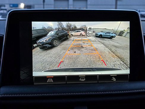 Used 2022 GMC Yukon AT4 w/ Max Trailering Package image 17