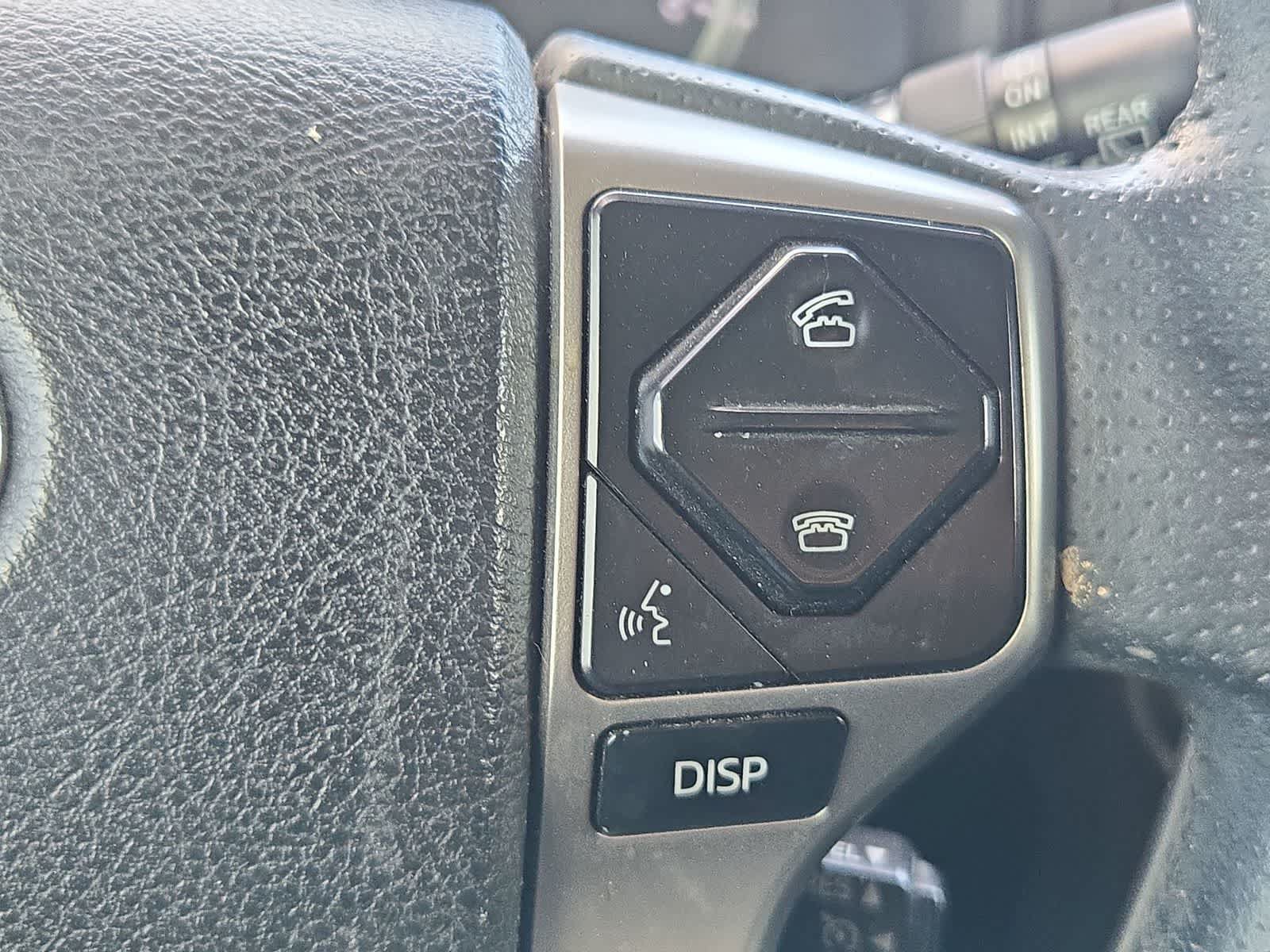 Used 2019 Toyota 4Runner SR5 AWD/4WD image 24
