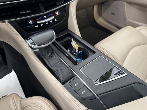 Used 2017 Cadillac CT6 2.0T image 29