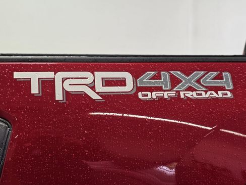 Certified 2023 Toyota Tacoma TRD Off-Road AWD/4WD image 17