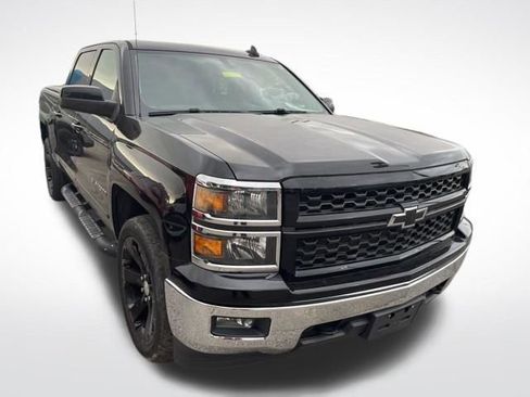 Used 2015 Chevrolet Silverado 1500 LT w/ Rally 2 Edition image 2