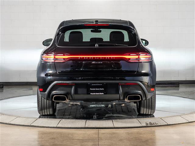 Used 2026 Porsche Macan AWD/4WD image 10