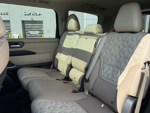 New 2026 Nissan Armada Platinum image 27
