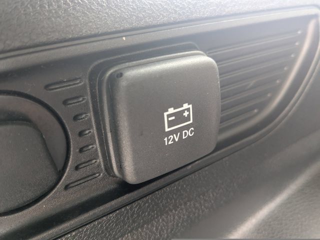 Used 2023 Jeep Grand Cherokee Limited AWD/4WD image 16