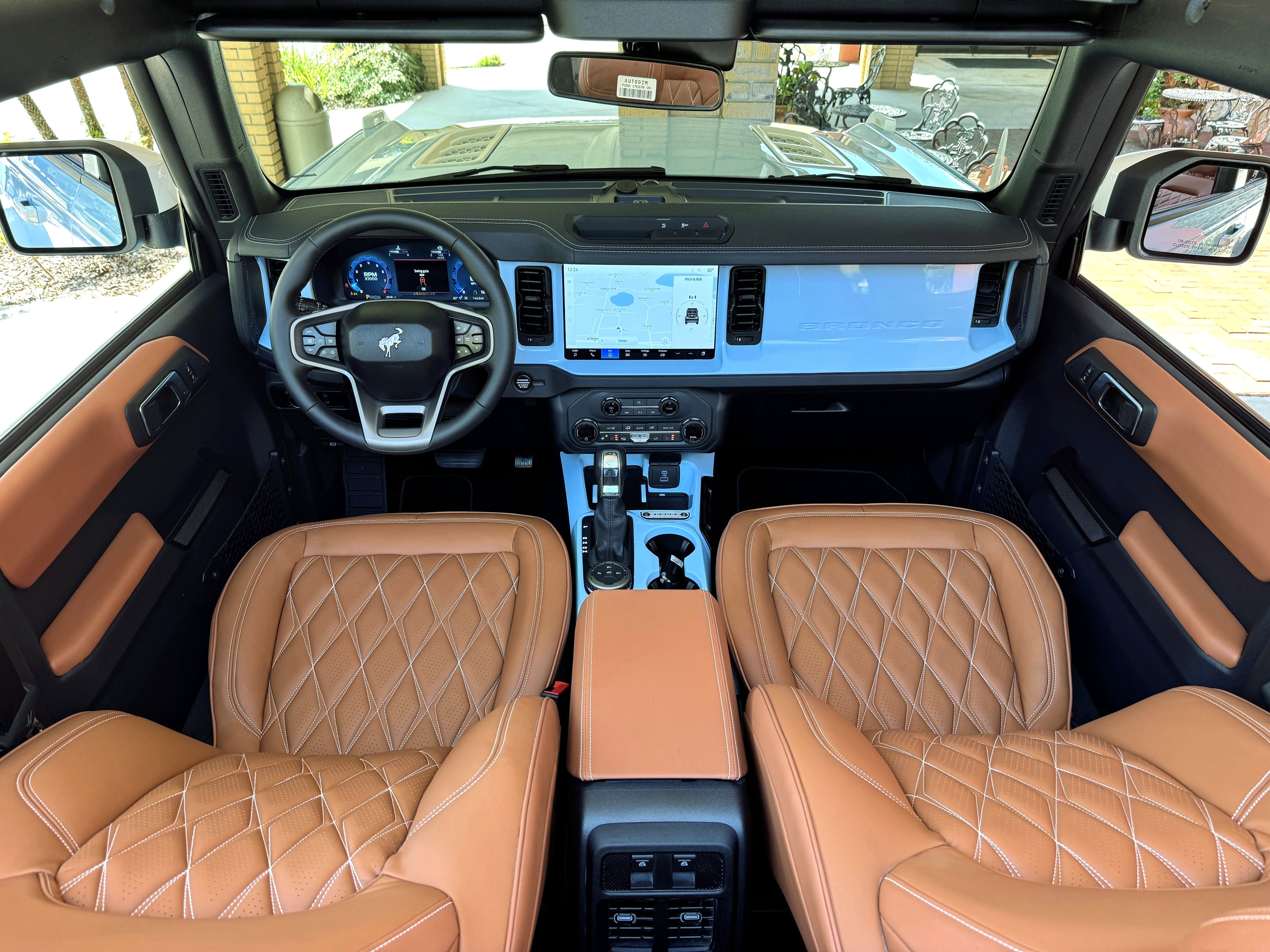 Used 2025 Ford Bronco Outer Banks AWD/4WD image 5
