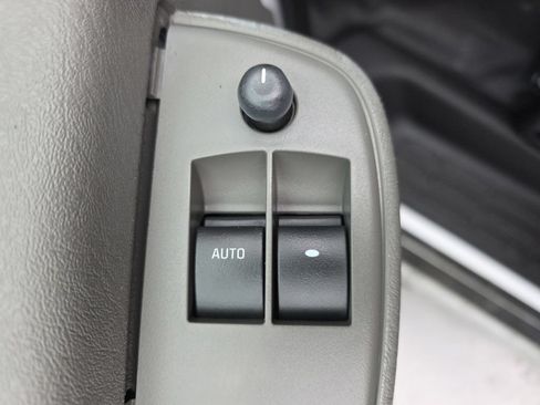 Used 2025 GMC Savana 2500 w/ Driver Convenience Package RWD image 21
