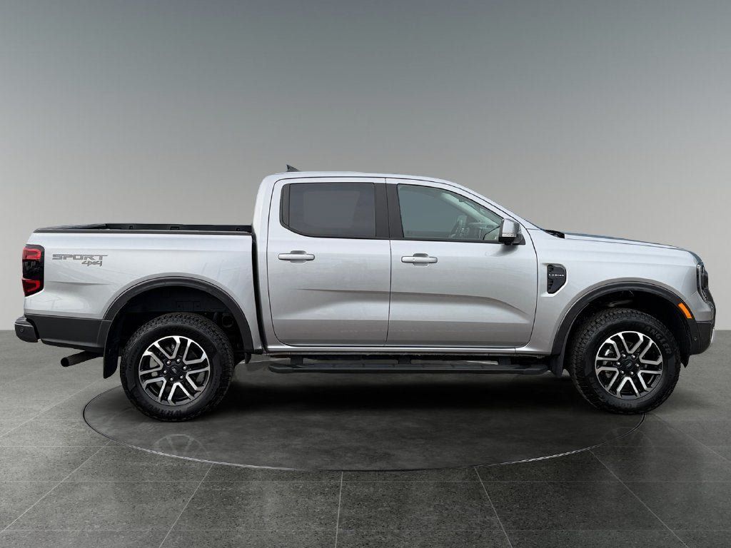 Used 2024 Ford Ranger Lariat w/ Advanced Towing Package AWD/4WD image 11