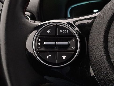 Certified 2023 Kia Soul GT-Line image 16