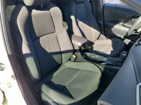 Used 2020 Toyota Corolla SE image 17