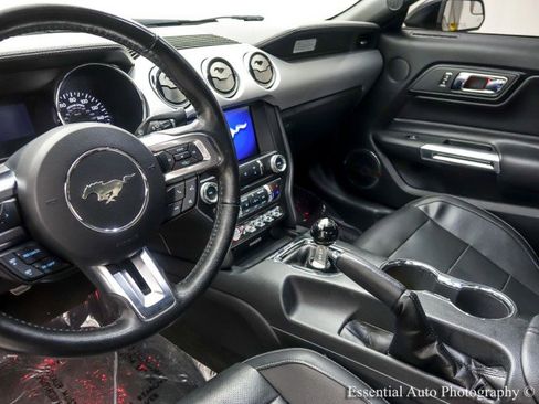 Used 2017 Ford Mustang GT Premium w/ Black Accent Package RWD image 13