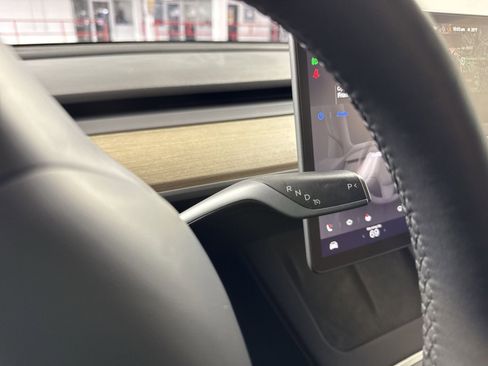 Used 2023 Tesla Model Y Long Range image 22