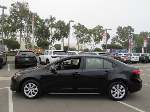 Certified 2023 Toyota Corolla LE image 7