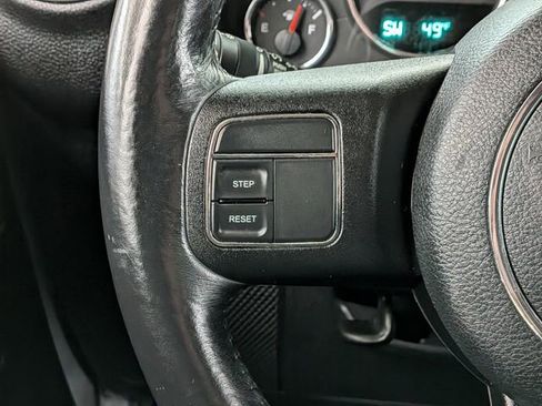 Used 2012 Jeep Wrangler Sport image 28