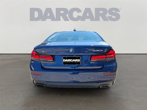 Used 2022 BMW 530e xDrive w/ Convenience Package AWD/4WD image 5
