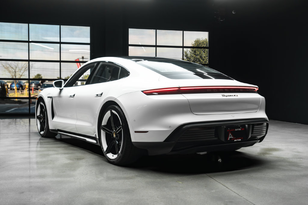 Used 2021 Porsche Taycan 4S AWD/4WD image 17
