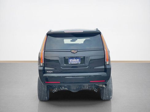 Used 2018 Cadillac Escalade Premium Luxury RWD image 6