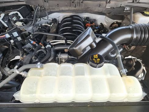Used 2023 Ford F150 Lariat w/ Equipment Group 502A High AWD/4WD image 29