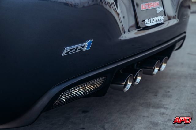 Used 2009 Chevrolet Corvette ZR1 w/ Preferred Equipment Group RWD image 35
