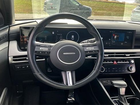 Used 2025 Hyundai Santa Cruz Limited image 13