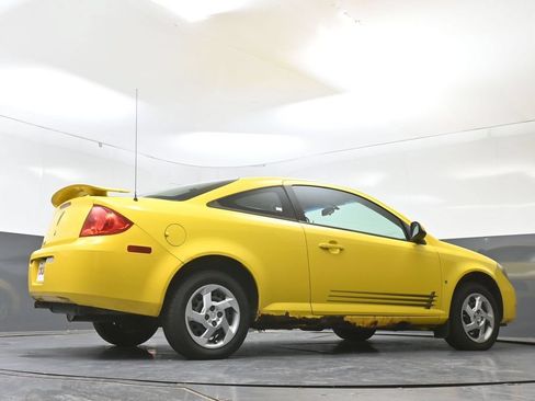 Used 2008 Pontiac G5 FWD image 21
