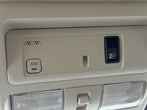 Used 2016 Nissan Titan Platinum Reserve image 22