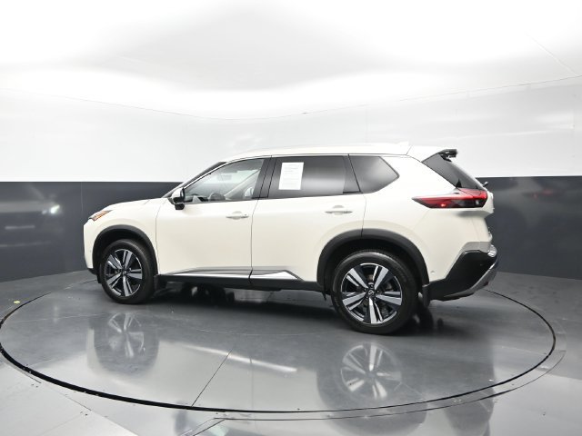 Certified 2023 Nissan Rogue Platinum w/ Platinum Premium Package AWD/4WD image 2