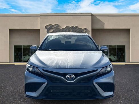 Used 2024 Toyota Camry SE image 8