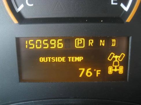 Used 2012 Nissan Titan SV AWD/4WD image 26