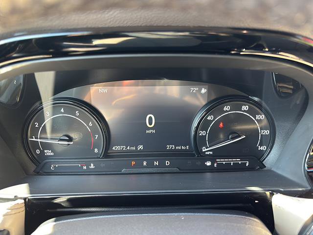 Used 2022 Lincoln Corsair AWD w/ Premium Package image 27