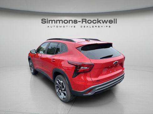 New 2026 Chevrolet Trax RS w/ Driver Confidence Package FWD image 3