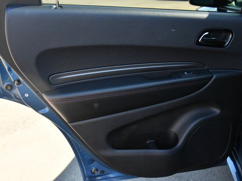Used 2025 Dodge Durango GT AWD/4WD image 38