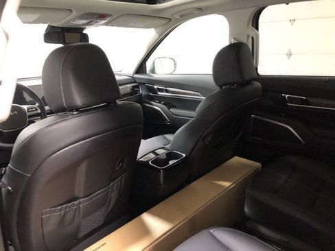 New 2025 Kia Telluride EX w/ EX Captain's Chair Package image 15
