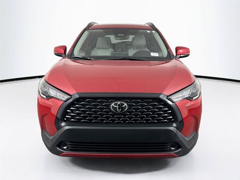 Used 2024 Toyota Corolla Cross LE FWD image 8