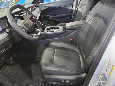 New 2026 Jeep Cherokee Limited image 5