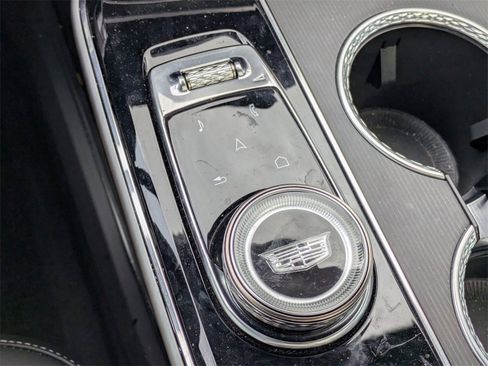 Used 2024 Cadillac Lyriq Luxury image 25