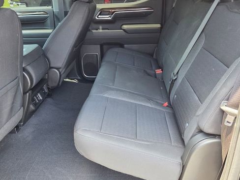 Used 2023 Chevrolet Silverado 1500 LT w/ Protection Package RWD image 5