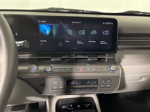Certified 2025 Hyundai Kona SEL image 23