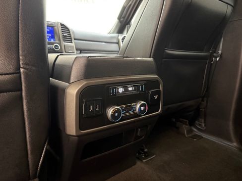Used 2020 Ford Expedition XLT w/ Equipment Group 202A RWD image 17