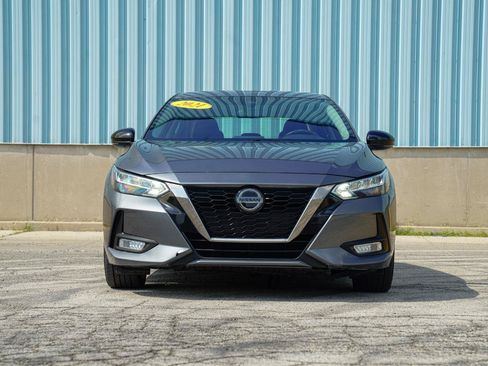 Used 2021 Nissan Sentra SR FWD image 3
