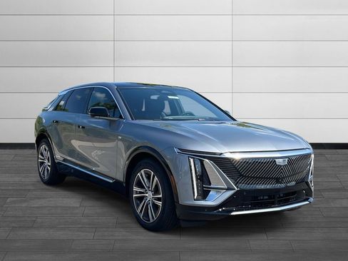 New 2026 Cadillac Lyriq Premium Luxury AWD/4WD image 7