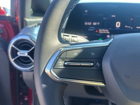 New 2026 Chevrolet Equinox EV LT image 19