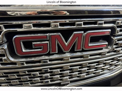 Used 2019 GMC Acadia Denali w/ Technology Package image 13