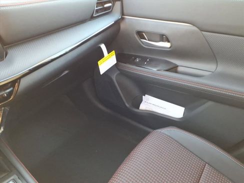 New 2026 Nissan Kicks SR image 24