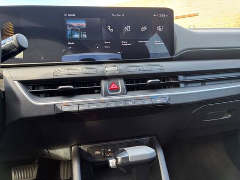 Used 2025 Kia K4 LXS image 17