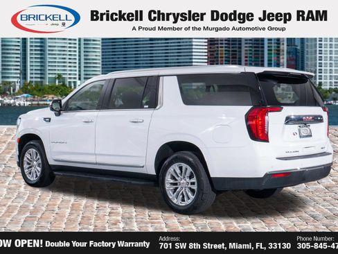 Used 2024 GMC Yukon XL SLT RWD image 5