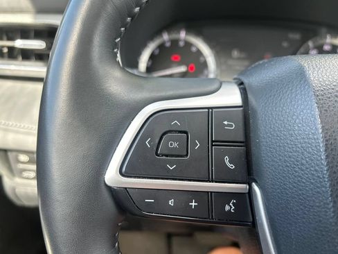 Used 2022 Toyota Highlander Platinum FWD image 26