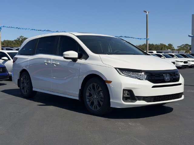 New 2027 Honda Odyssey Touring image 2