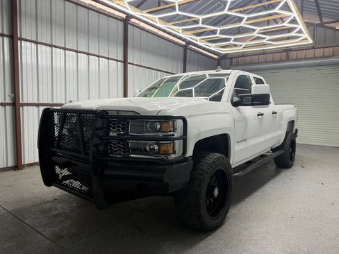 Used 2019 Chevrolet Silverado 2500 W/T image 3